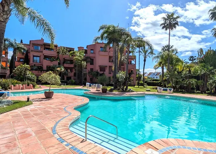 Marbella Bliss 2 Min To Alicate Beach And Pool In Residence